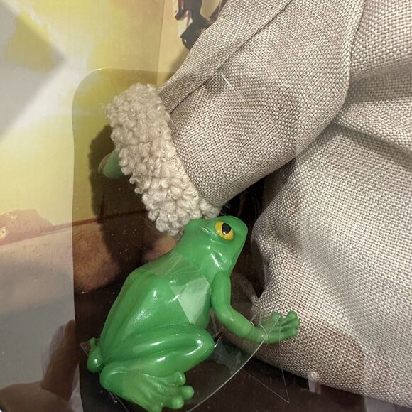 The Child Grogu Star Wars The Mandalorian Disney Baby Yoda Exclusive NEW SEALED - Picture 6 of 8